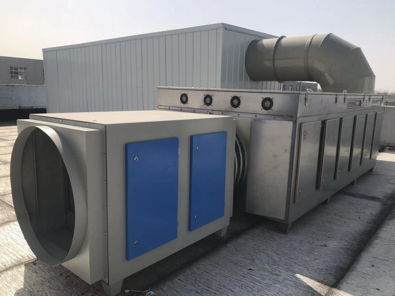 光(guang)氧(yang)活性炭一體機(jī)