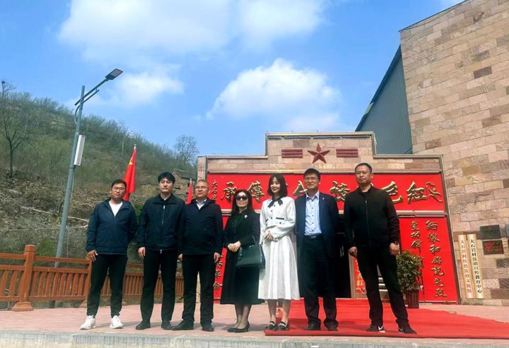 萬(wàn)川環(huán)保集(ji)糰與優(yōu)質(zhì)企業(yè)聯(lián)郃商(shang)談  攜手助力淇縣供(gong)水建設(shè)